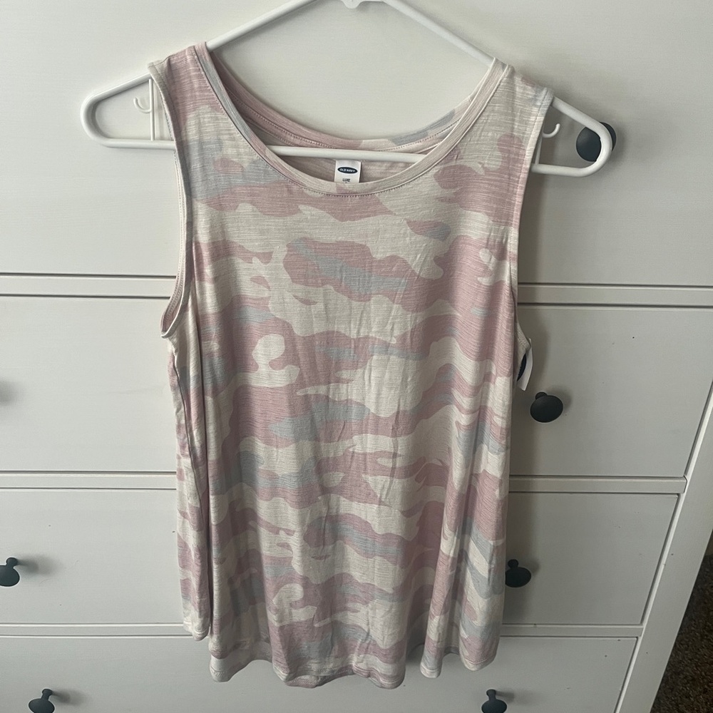 NWT Old Navy Luxe Pink and Cream Camo Tank Top size small